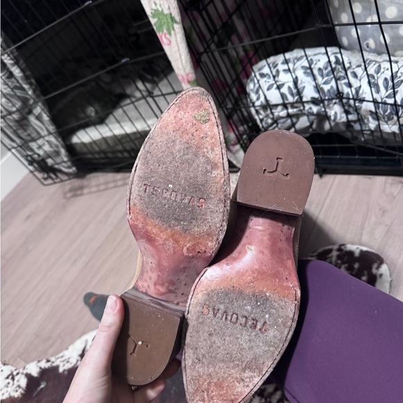 Tecovas Abby in Driftwood - Picture 3 of 4